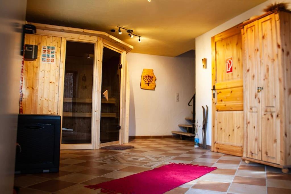 Ferienhaus Sonnenblick Entspannung Mit Sauna Kamin Und Balkon 조네베르크 외부 사진